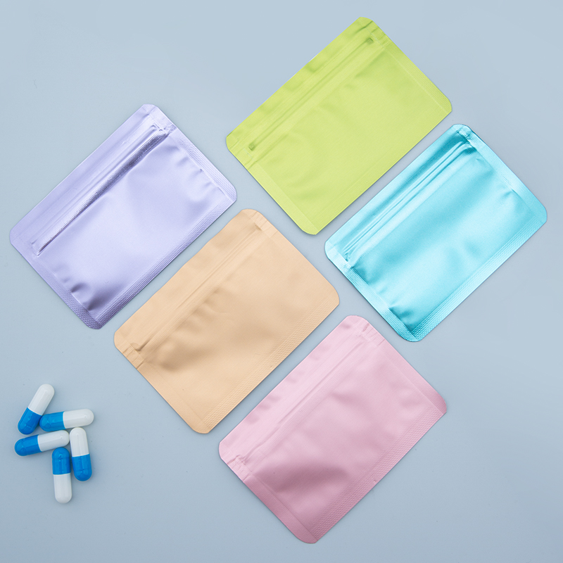 Pequeña bolsa de medicina auto sellada portátil sellado mini caja de medicina de aceite de pescado de color dividida alimentos protector de luz bolsa pequeña de aluminio