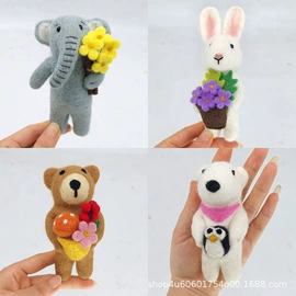 挂饰挂件;皮毛工艺品;钥匙扣