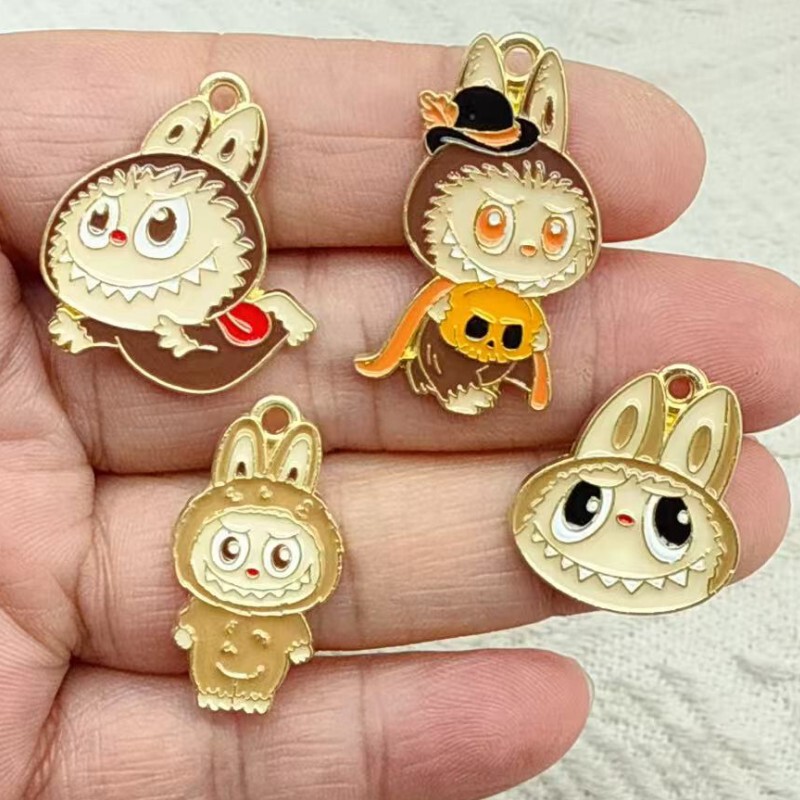 漫画ラブブ DIY オイルドリップ合金ジュエリーアクセサリーペンダントネックレスキーホルダーイヤリングペンダント|undefined