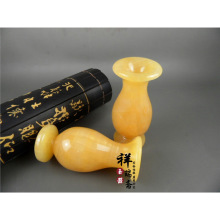 真品纯天然米黄玉花瓶一对特价馈赠佳品精美花架玉石摆件