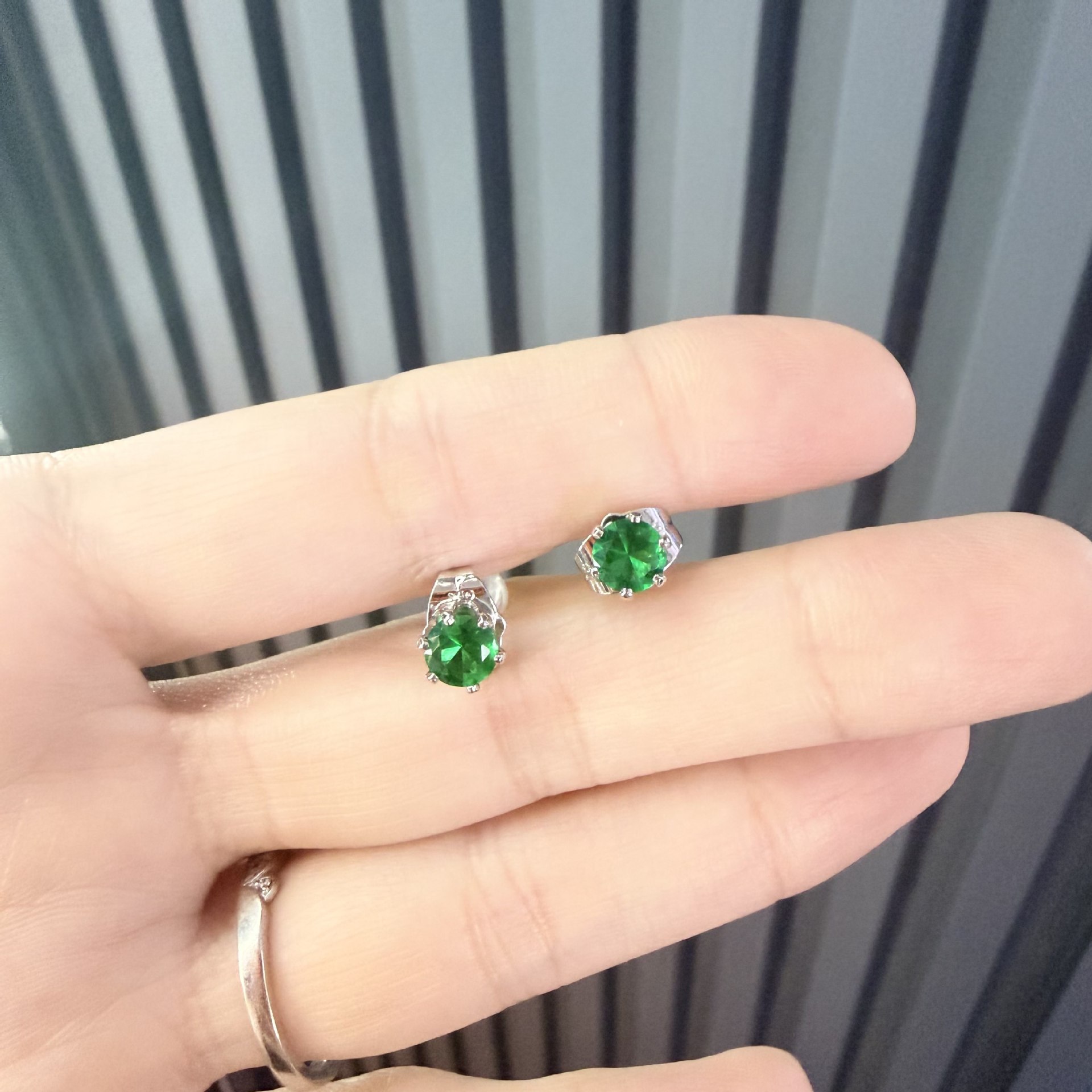 Plated white-emerald