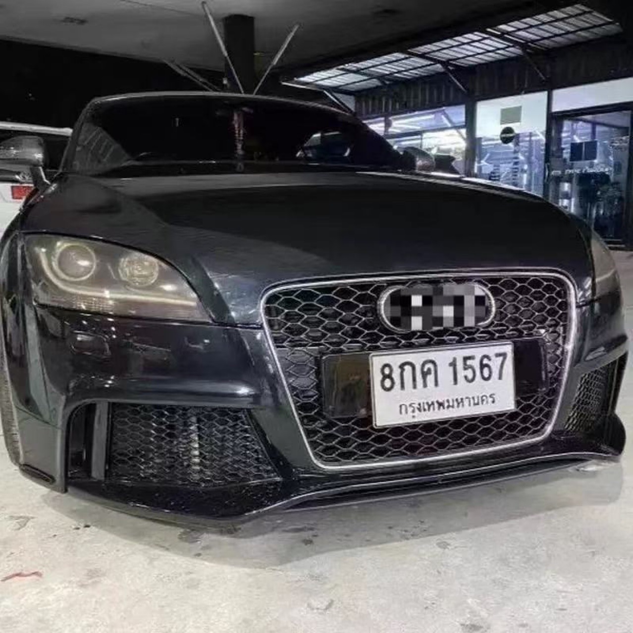 Suitable for 08-14 Audi Tt Modified and Upgraded Ttrs Large Surround Front Bumper Grille License Plate Holder