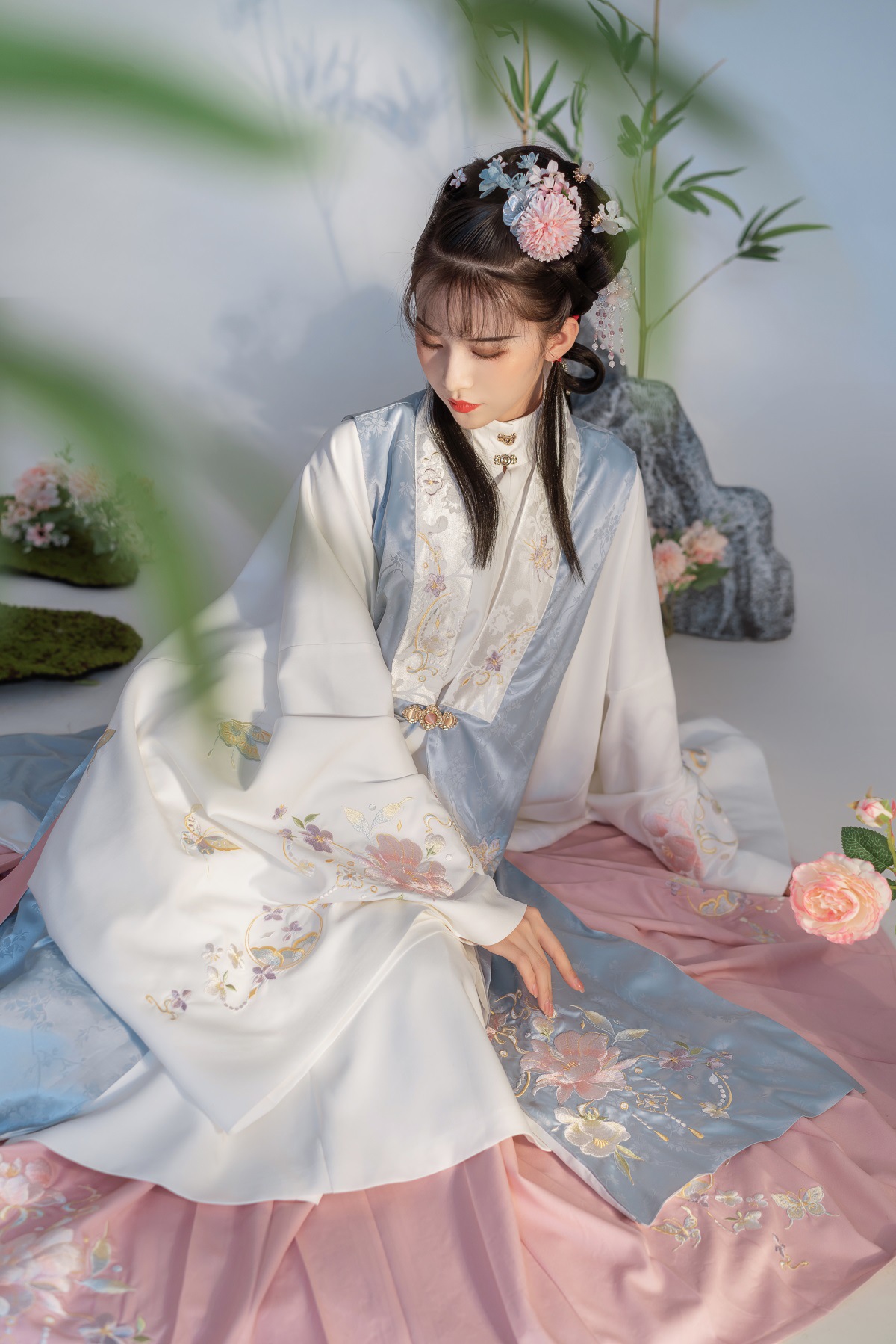 原创设计秋月白汉服刺绣提花比甲立领马面裙三件套8212-阿里巴巴