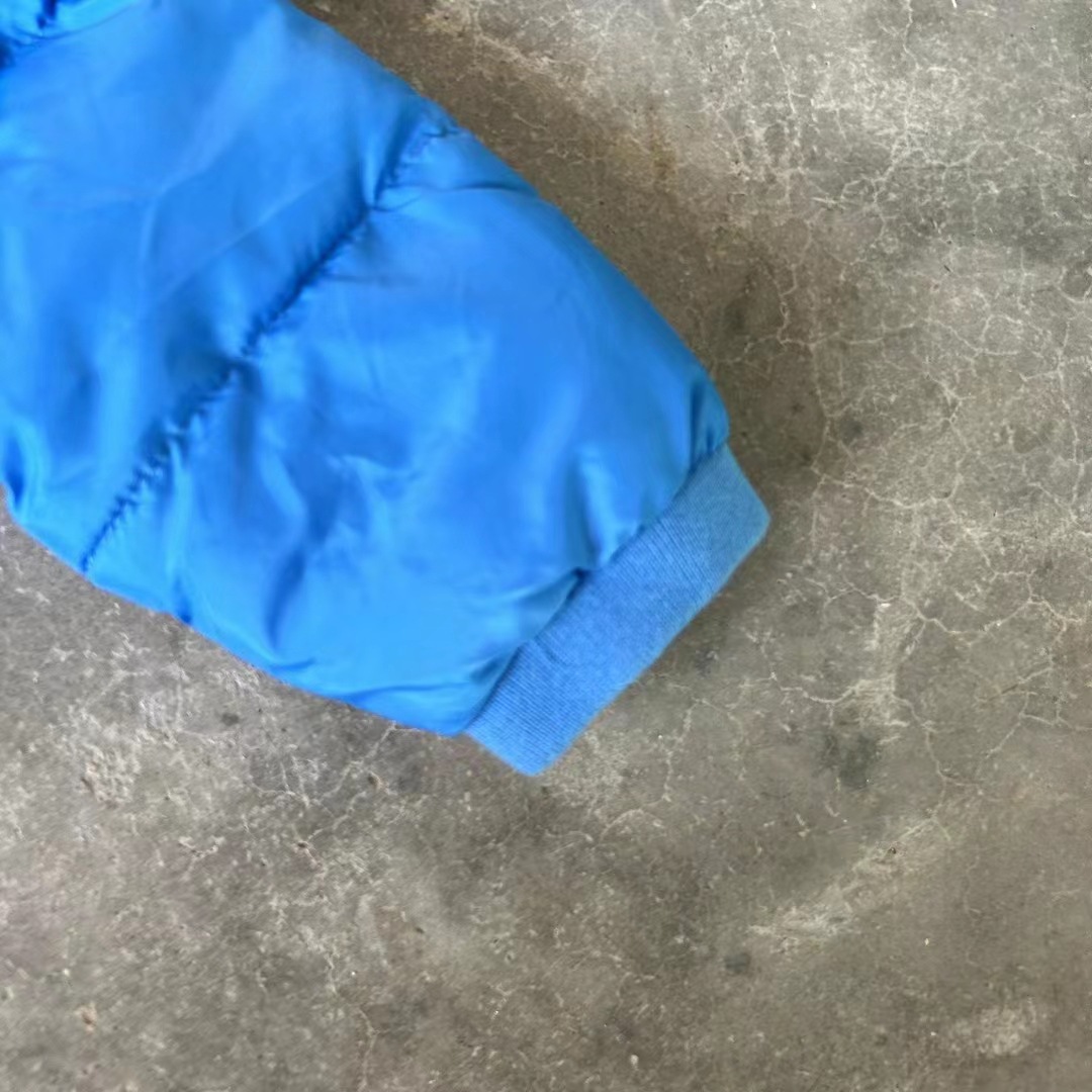 Ropa acolchada de algodón de marca europea y americana exportación niños ropa acolchada de algodón con capucha al por mayor