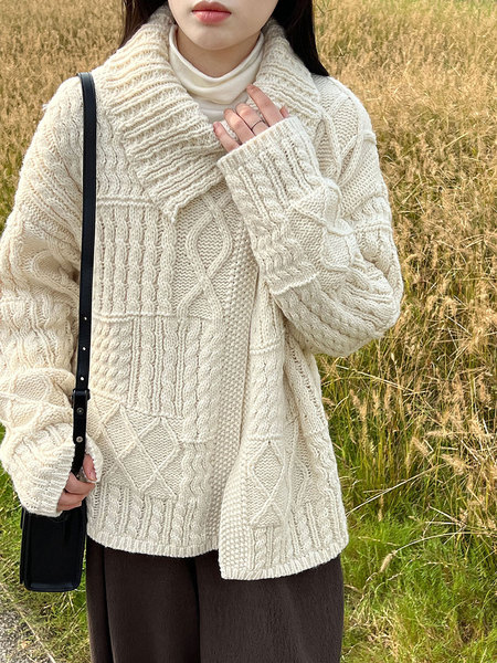 Woolen autumn small design three dimensional knitted sweater