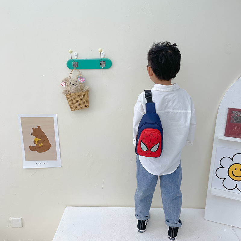 Moda bolso de los niños frescos 2022 nuevo chico guapo crossbody pequeño bolso de pecho versátil lienzo personalizado monedero