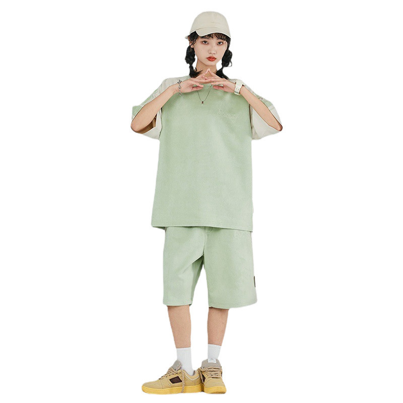 Pantalones cortos de manga corta de hombre gris oscuro letras bordadas estudiantes de secundaria guapo estilo coreano conjunto completo de ropa deportiva 28018