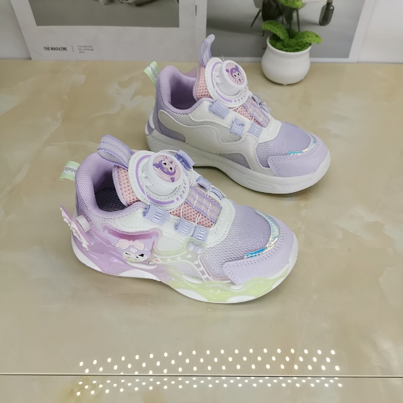 2025 principios de otoño nuevos zapatos de niñas de doble red para niños de 3 - 6 años de edad Kulomi con lámparas zapatillas deportivas para niños