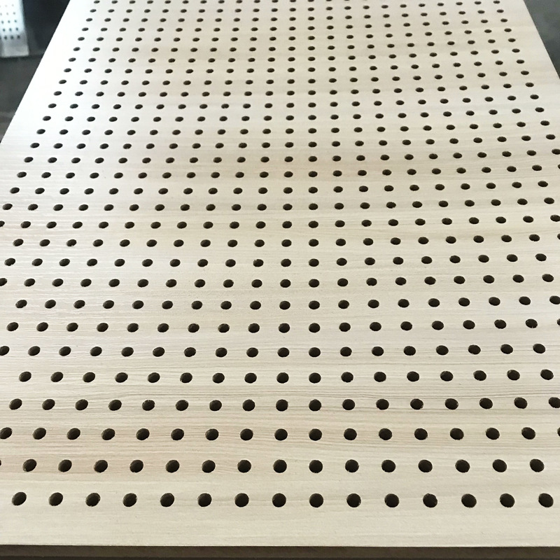 室内装饰冲孔板 木质吸音洞洞板厂家 木纹贴面密度中纤板冲孔圆孔