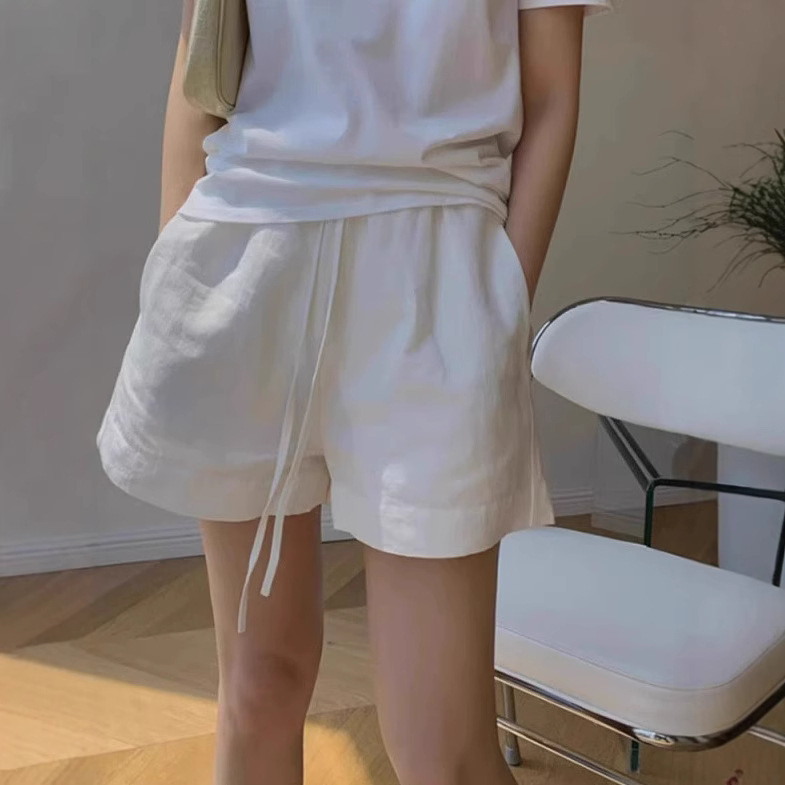White Cotton and Linen Casual Wide-Leg Shorts for Women Summer Thin Elastic Waist Drawstring Small Linen A-Line Five-Point Pants White Cotton and Linen Casual Wide-Leg Shorts for Women Summer Thin Elastic Waist Drawstring Small Linen A-Line Five-Point Pants
