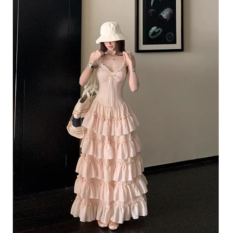 Scarlett French-Style Heavy-Duty Lace Dress with Suspenders, Lace-Trimmed Three-Dimensional Cake Long Dress, Summer 2026 Scarlett French-Style Heavy-Duty Lace Dress with Suspenders, Lace-Trimmed Three-Dimensional Cake Long Dress, Summer 2026