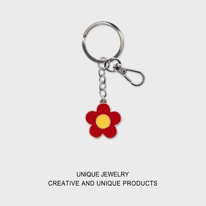 Jackson Yi sends you a little red flower keychain movie with accessories students send girlfriends Jackson Yi sends you a little red flower keychain movie with accessories students send girlfriends