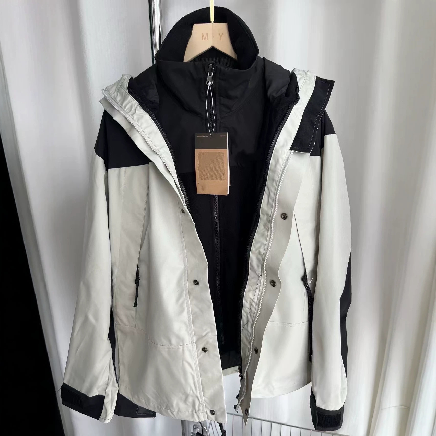 bh7884 Xiao Beibei autumn and winter couple's jacket can be worn alone with an inner liner, windproof and waterproof for outdoor camping and hiking