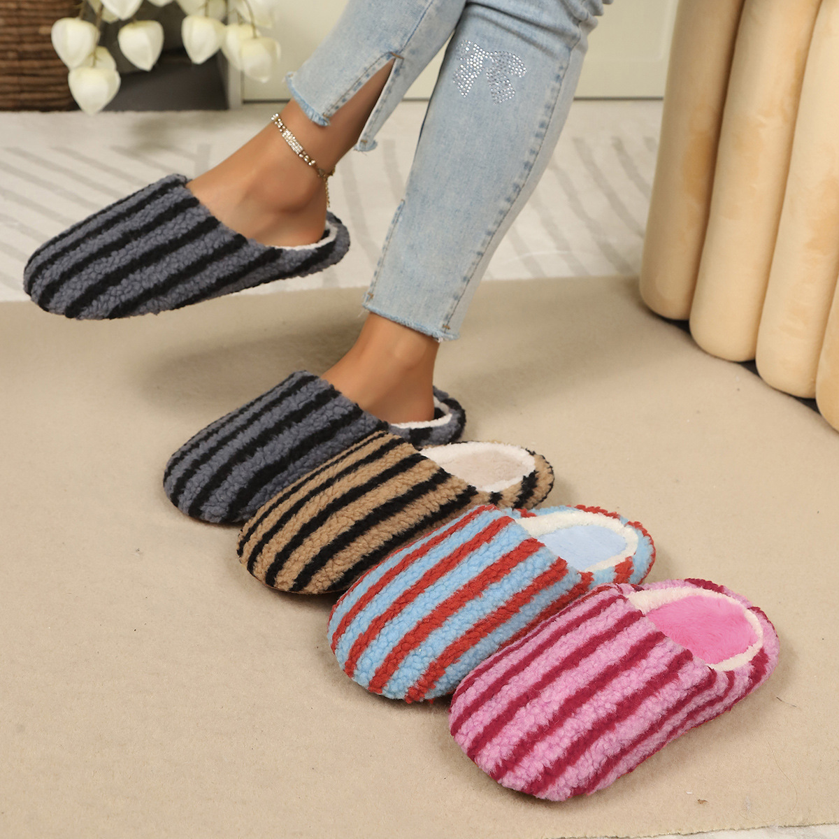 Zapatillas de lana de tela suave de comercio exterior de caña de invierno para mujeres antideslizante interior zapatos caseros peludos de suela gruesa