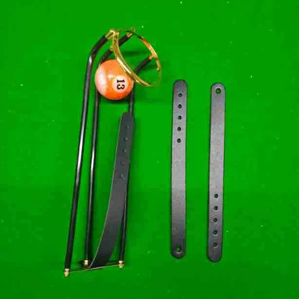 帆花 Pool, leather belt railed, tubing, Russia