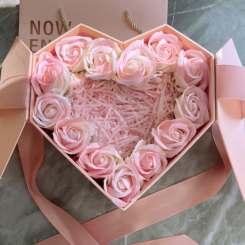 【包邮】礼物盒子空盒仪式感女孩生日送女生爱心形精美高级感上档