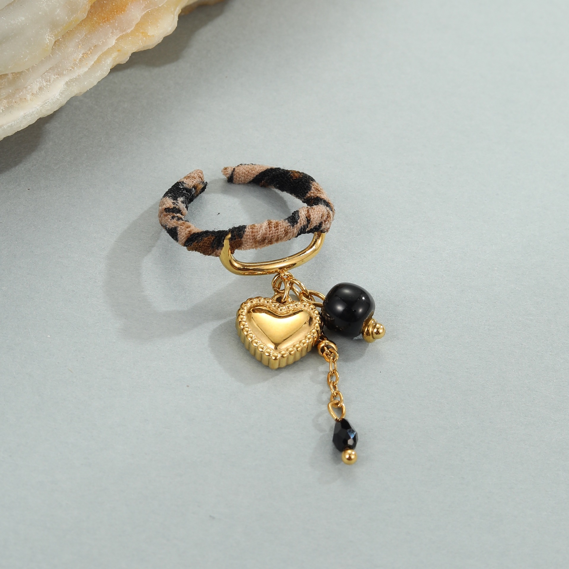 Serie di gioielli con stampa leopardata, orecchini ad anello, orecchini a bottone, collana, ciondolo Love Sun, orecchini in acciaio inossidabile, anello in acciaio al titanio, gioielli per le orecchie_voghion.com