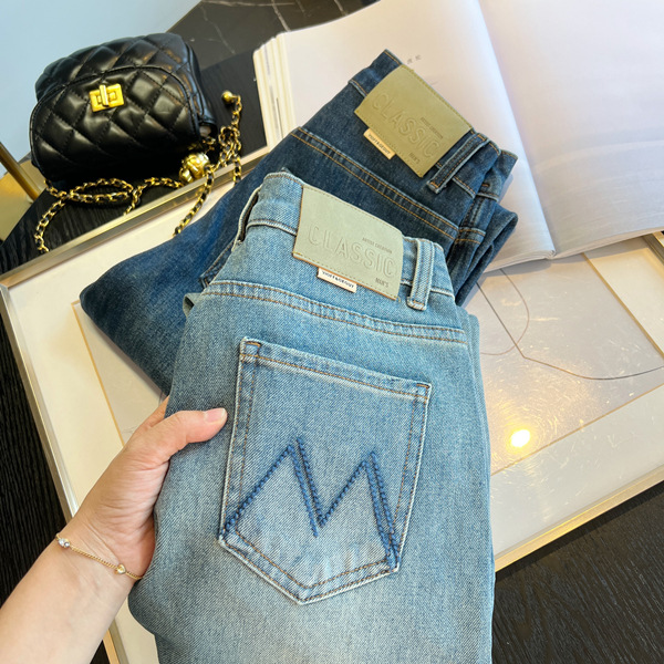 2023 autumn and winter brushed M embroidered slimming high waist stretch loose small narrow straight pants cropped jeans