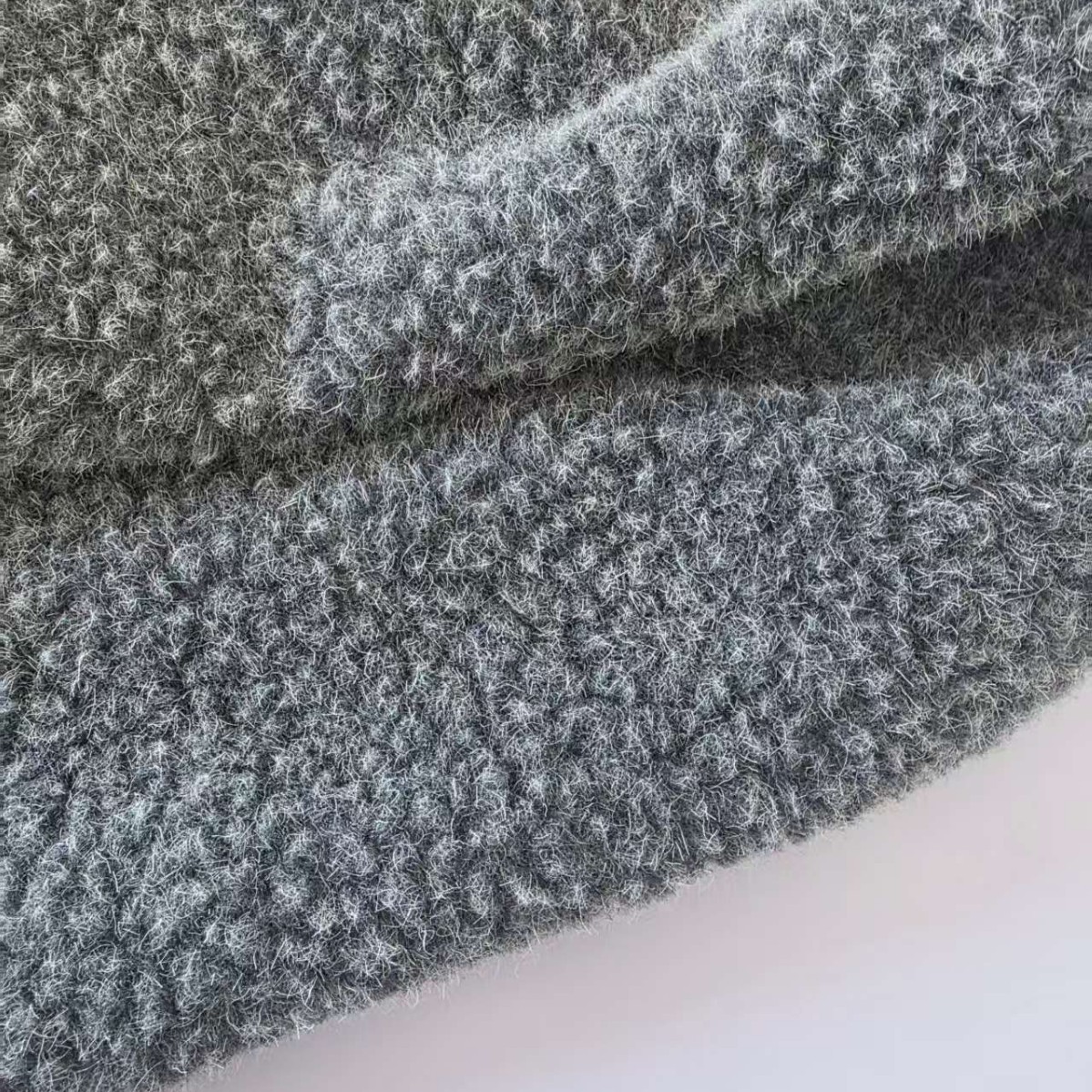 颗粒 含羊毛 草上霜  人造皮毛 长毛绒布