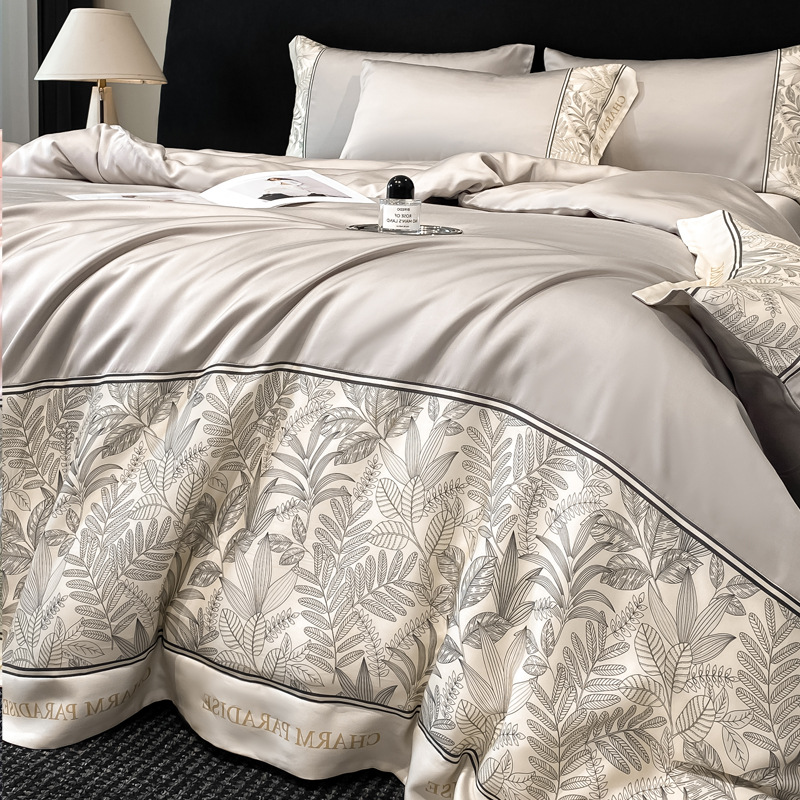 Cuatro piezas de cama de seda de hielo de verano lujo ligero de verano americano cubierta de sábanas de dormitorio de estudiantes de tres piezas