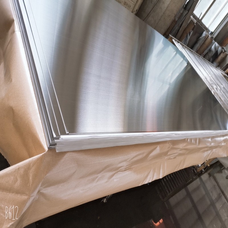 304不锈钢拉丝 镀钛玫瑰金板现货供应 规格齐全