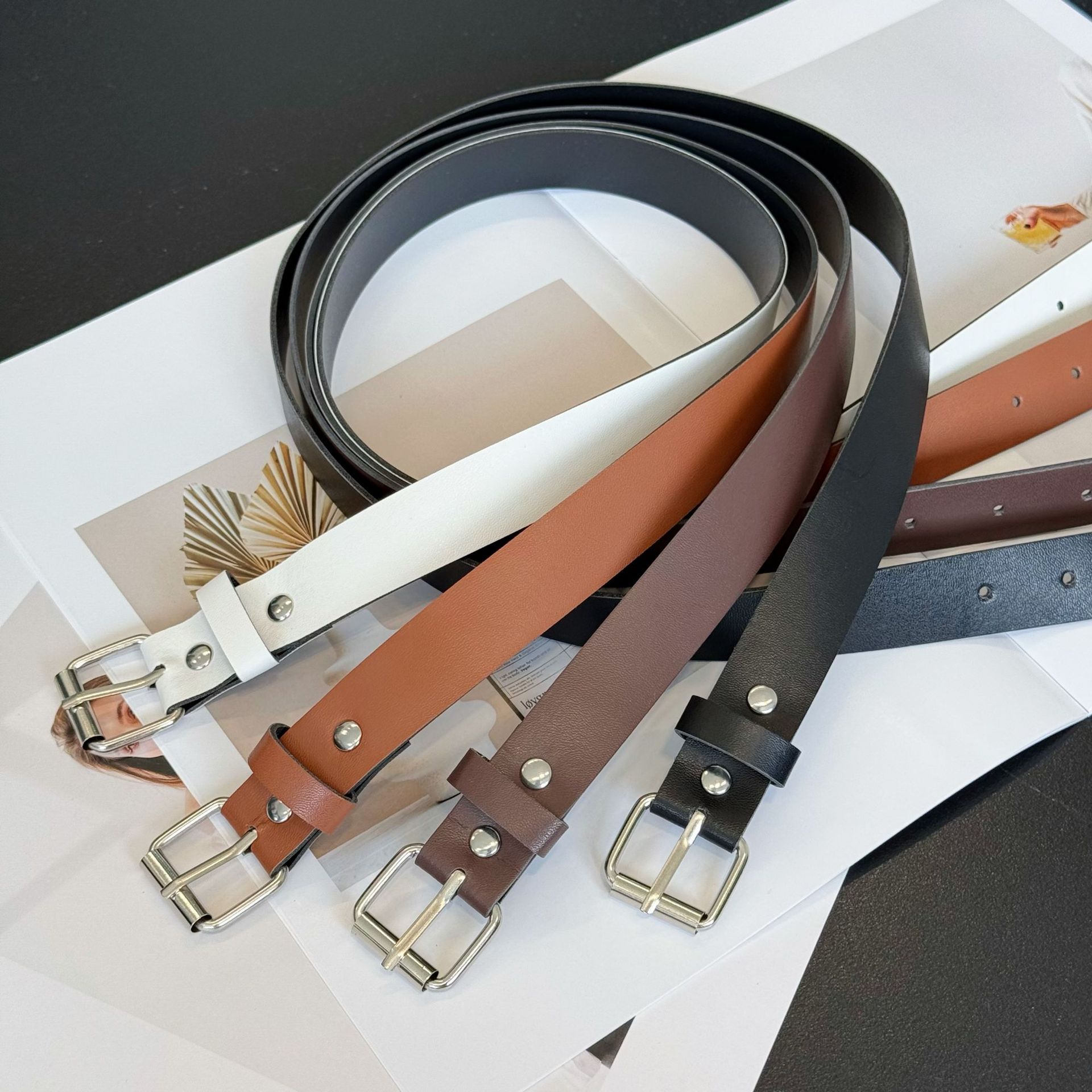 女士休闲百搭简约便宜皮带韩版针扣裤子装饰腰带服装礼品女款腰带