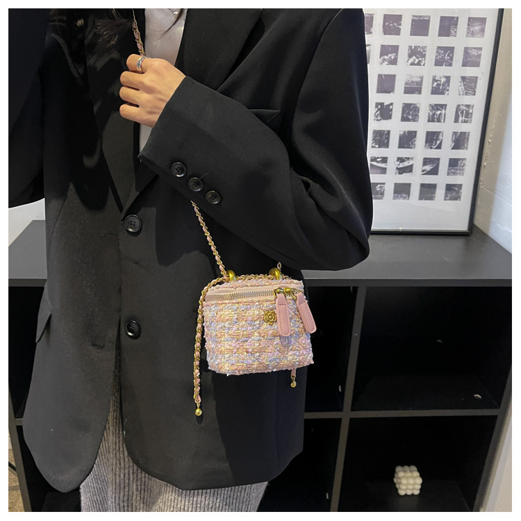 Caja de tela de viento fragante, bolsa cuadrada para mujeres, 2026 nueva moda transfronteriza, alta sensación de moda, bolso de cinturón de cadena universal