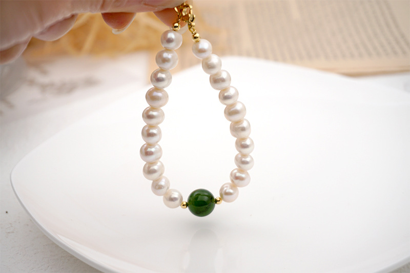 Simple Style Multicolor Pearl Titanium Steel Handmade Bracelets 1 Piece