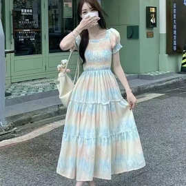 茶歇法式桔梗甜美小清新碎花连衣裙女夏设计感木耳边海边度假长裙