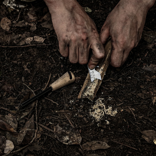 Portable outdoor flint and steel camping equipment wilderness survival tool magnesium rod fire starter wooden handle fire stick