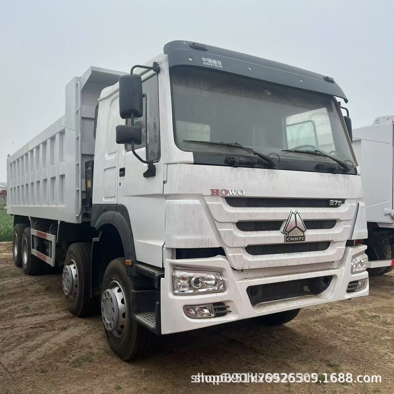 Export Howo Used Dump Trucks, Howo 6X4 Earthmoving Dump Truck, 12-Wheel Dump Engineering Vehicle