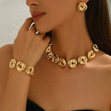 �W���羳Ůʿ����� �ٴ��U��Ť���OӋ�����������b���h�ٴ�