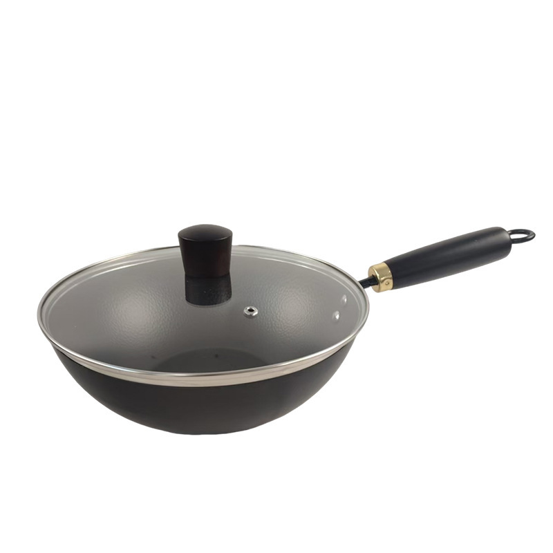 24 망치로 쳐진 작은 철 냄비