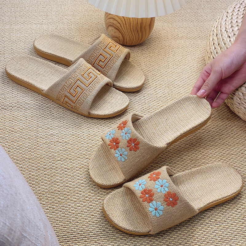 Machine Embroidered Women's New Linen Slippers for Women's Summer Home Use for Couples Indoor Soft-Soled Non-Slip Sandals for Men's Summer
