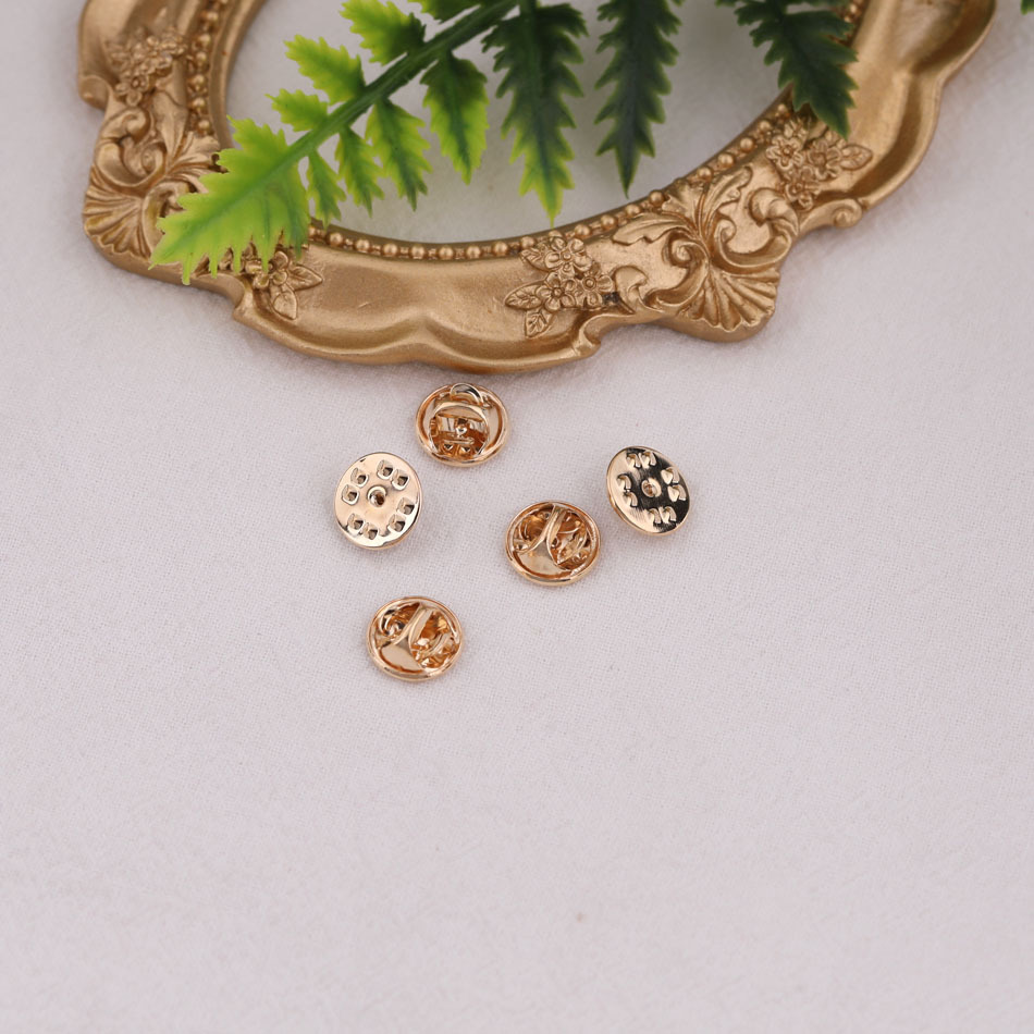 Mariposa de metal hebilla caballo espina chal hebilla tapa de la manga hebilla diy hecho a mano hecho en casa insignia broche accesorios de material de joyería