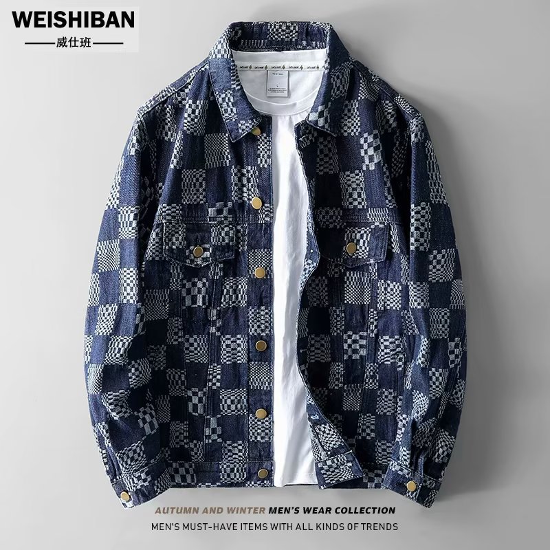 Nueva capa de mezclilla los hombres primavera y otoño suelta más tamaño casual Denim ropa moda bordado camuflaje Workwear chaqueta