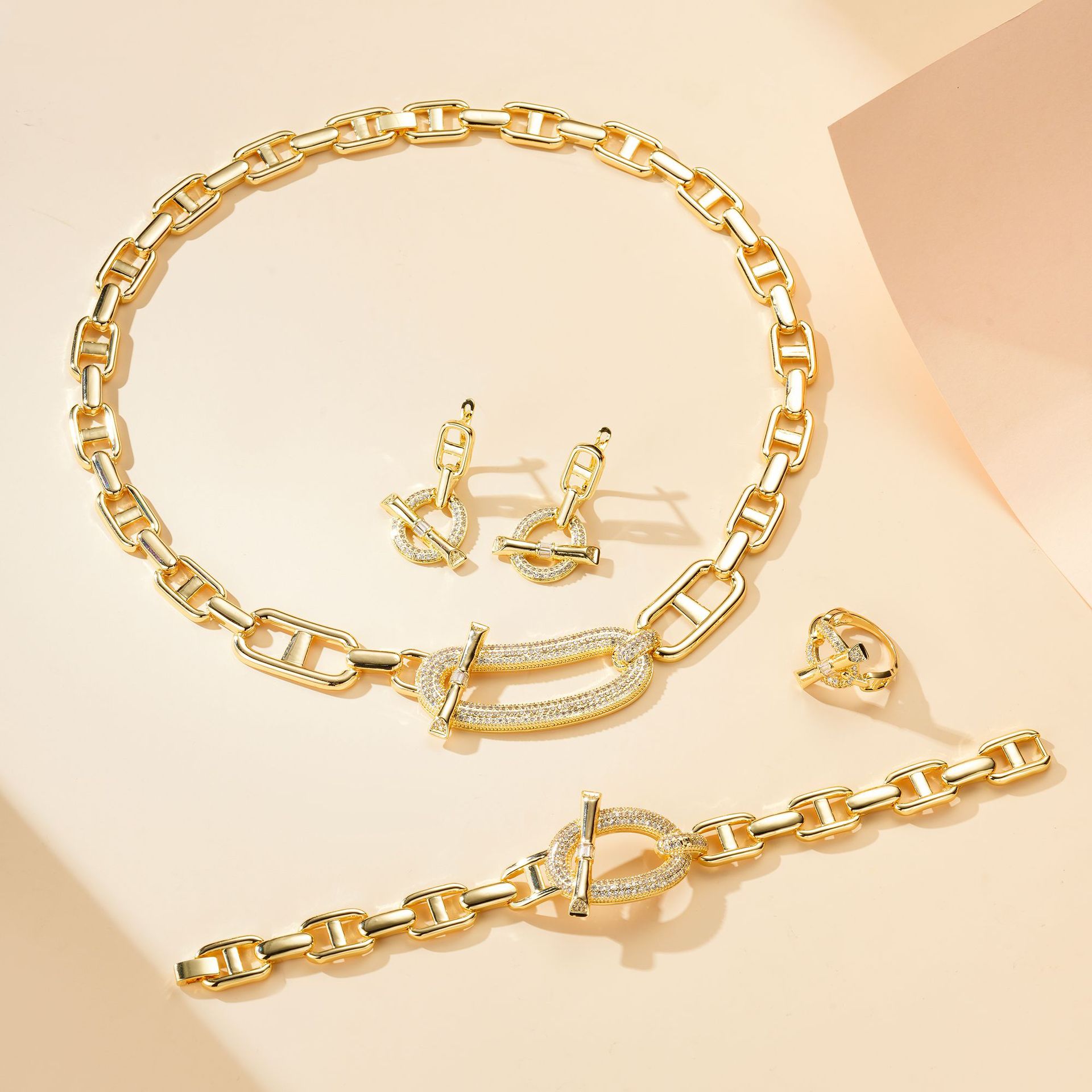 Transfronterizo de moda de alta gama cobre 14k conjunto de joyas barra transversal serie OT pulsera pendientes collar lujo ligero conjunto de cuatro piezas image 1
