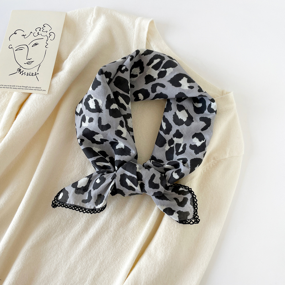 Leopard Print Cotton Square Neck Scarf For Women Lightweight_voghion.com