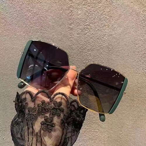 New large-frame square sunglasses, Korean version, trendy, big face, sun protection, sunshade, ladies street photography, sunglasses, glasses, drop shipping