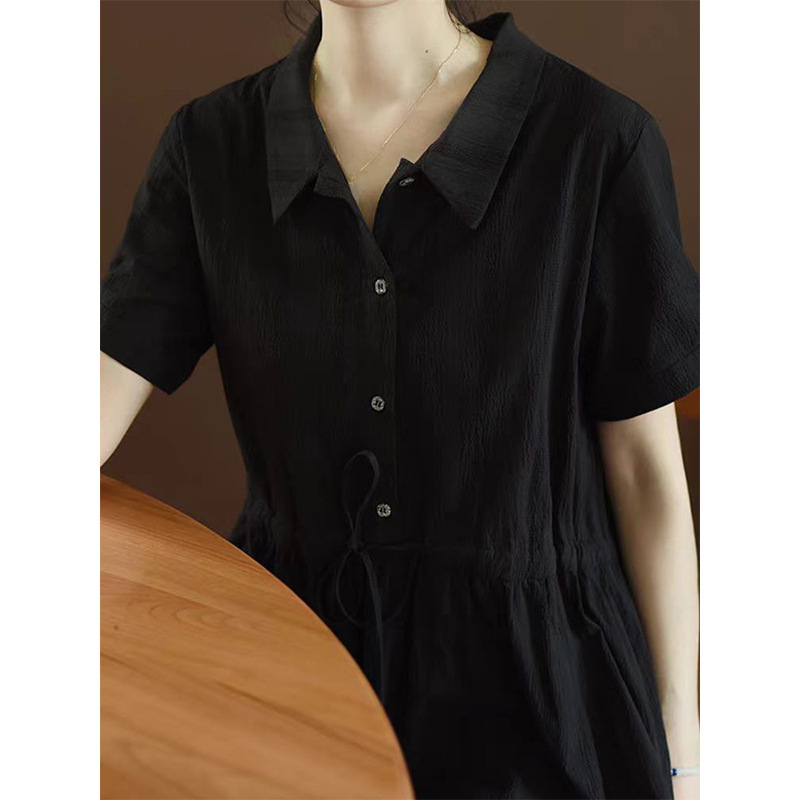 25 Spring and Summer New Salt Shrink Fold Texture Lapel Loose Black Mid-length dress Design Short-sleeved Top