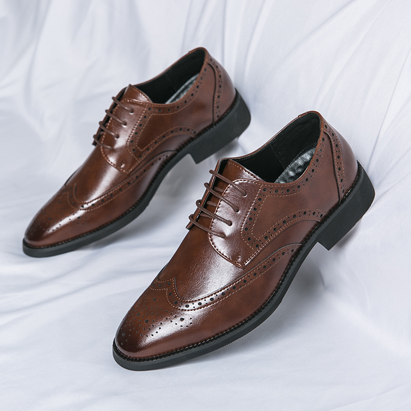 Zapatos de cuero casuales de los hombres del dedo del pie puntiagudo zapatos de cuero genuino británico de negocios de desgaste formal brogue tallado zapatos de los hombres de la capa superior de piel de vaca Derby zapatos image 8