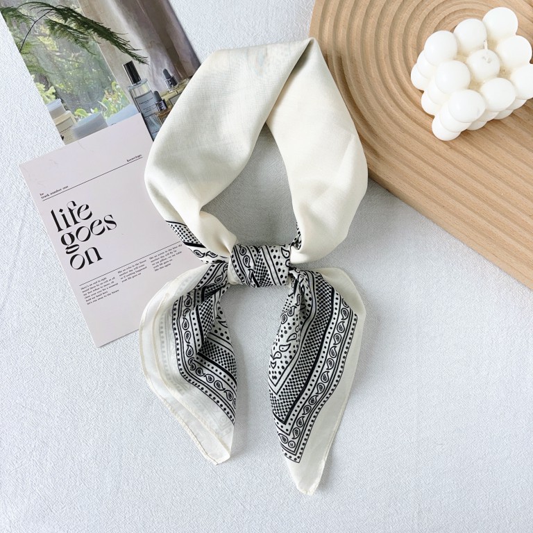 ¡Deja tu propio dinero! Mezcla de algodón puro de seda Los bloggers coreanos recomiendan ins Pañuelo de seda de flores de anacardo literario retro Pañuelo cuadrado pequeño