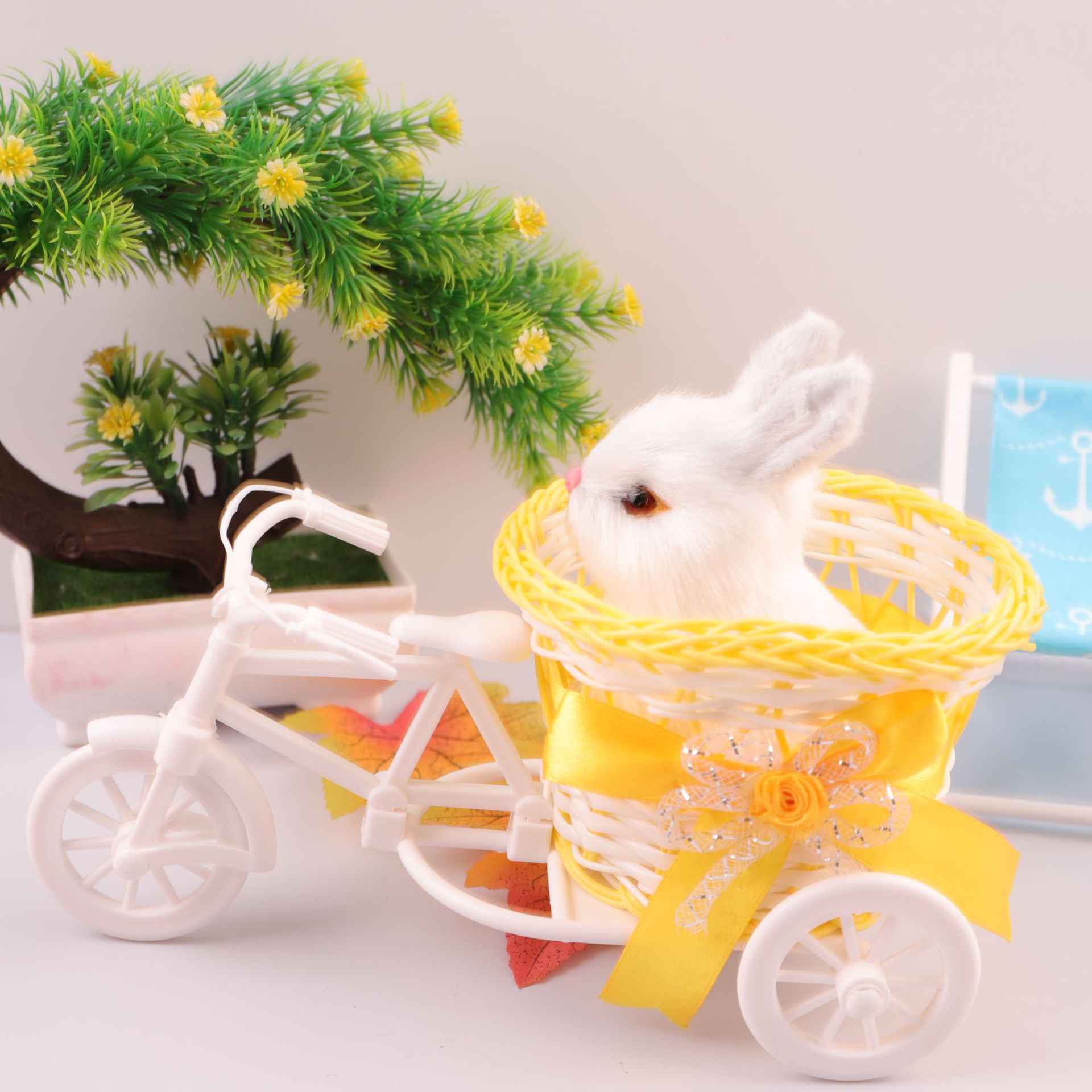 (노란색) 세발 자전거 (흰색) 중립 토끼