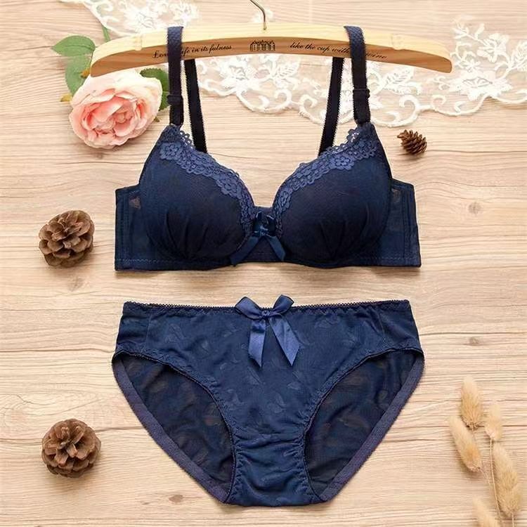 Thin, wireless, small-bust push-up bra, feminine A-cup lift-up anti-sagging lace trim set bra, cross-border