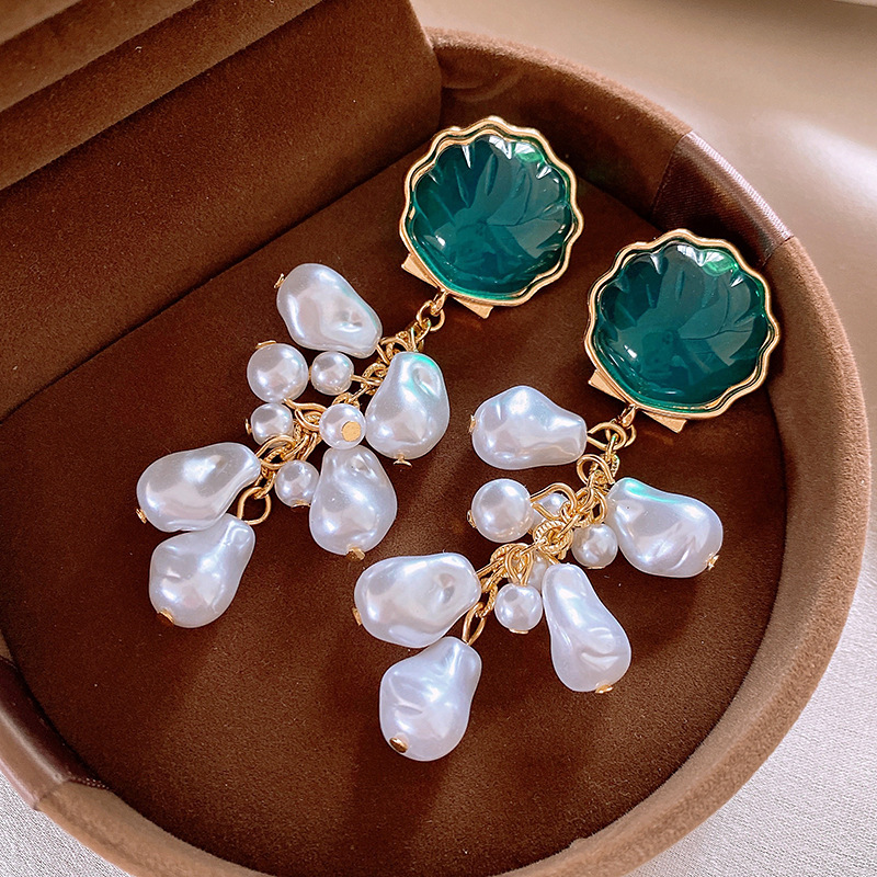 Pendientes de perlas de cristal de diamante de aguja de plata pendientes largos de lujo de Luz Retro europeo y americano pendientes dulces frescos de alto grado para mujeres