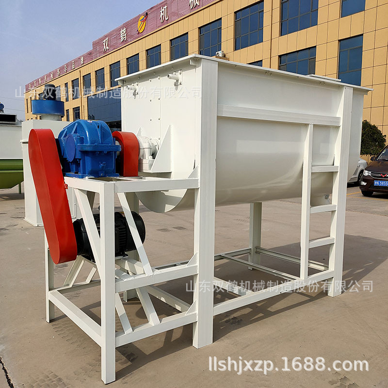 小型卧式饲料搅拌机 250kg 半吨 1吨的养殖饲料搅拌机 单轴双螺旋