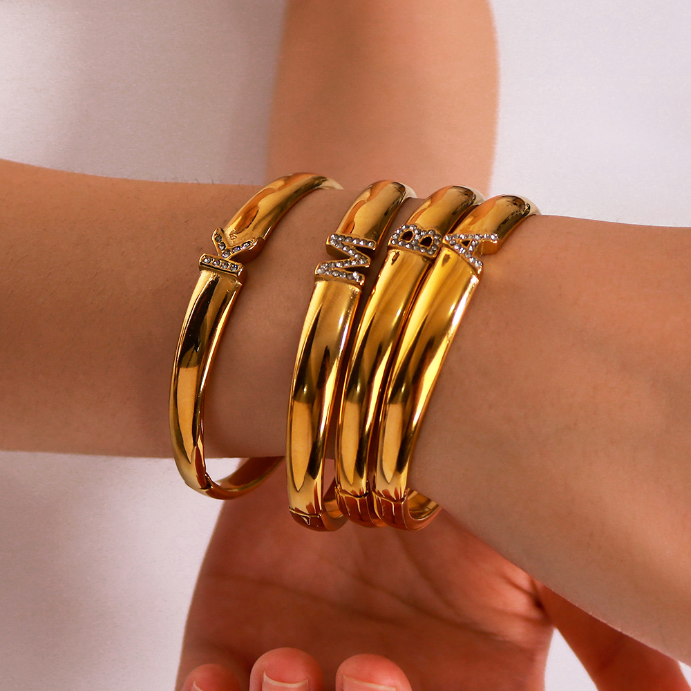 22g Weight IG Style Simple Style Letter 304 Stainless Steel 18K Gold Plated Zircon Bangle In Bulk