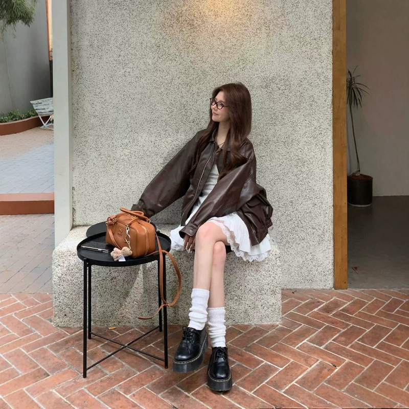 Brown PU leather jacket for women, high-end style, 2026 autumn new collection, petite size, retro biker jacket, long sleeves Brown PU leather jacket for women, high-end style, 2026 autumn new collection, petite size, retro biker jacket, long sleeves