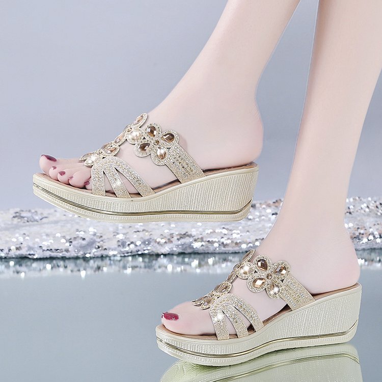 2025 Fashionable Bohemian Wedge Sandals Open Toe Breathable Casual Thick-Soled Women's Shoes Bright Diamond Slippers Wholesale 2025 Fashionable Bohemian Wedge Sandals Open Toe Breathable Casual Thick-Soled Women's Shoes Bright Diamond Slippers Wholesale