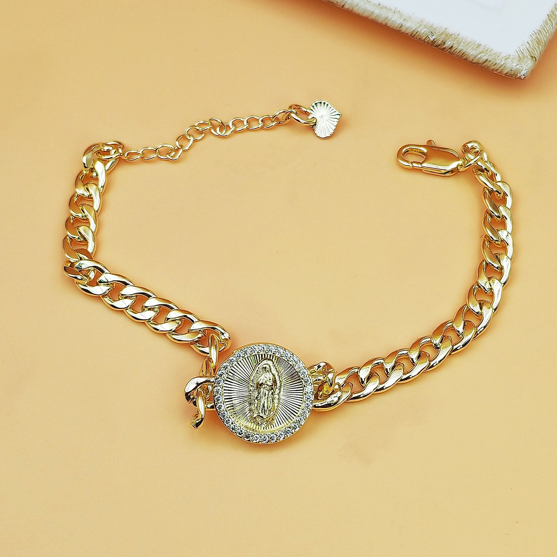 European and American Style Simple Round Pendant Portrait of the Virgin Mary Cuban Chain Punk Unisex Bracelet